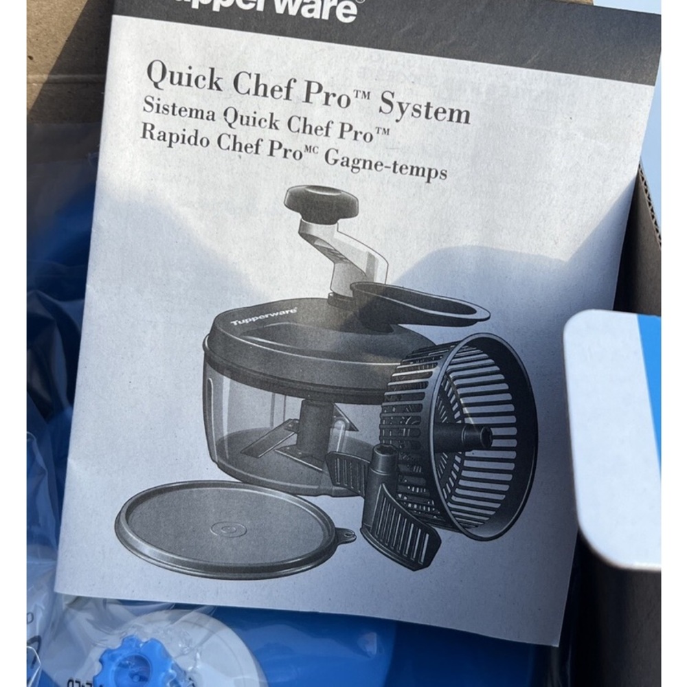 Tupperware Blue Manual Food Processor - Picture 7 of 7